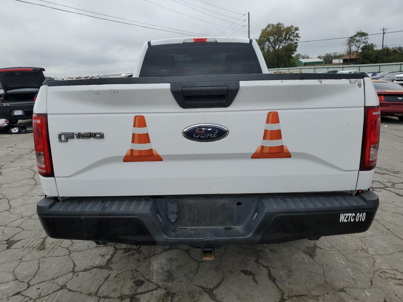 2017 Ford F150 VIN: 1FTMF1C89HKC52384 Lot: 73103354