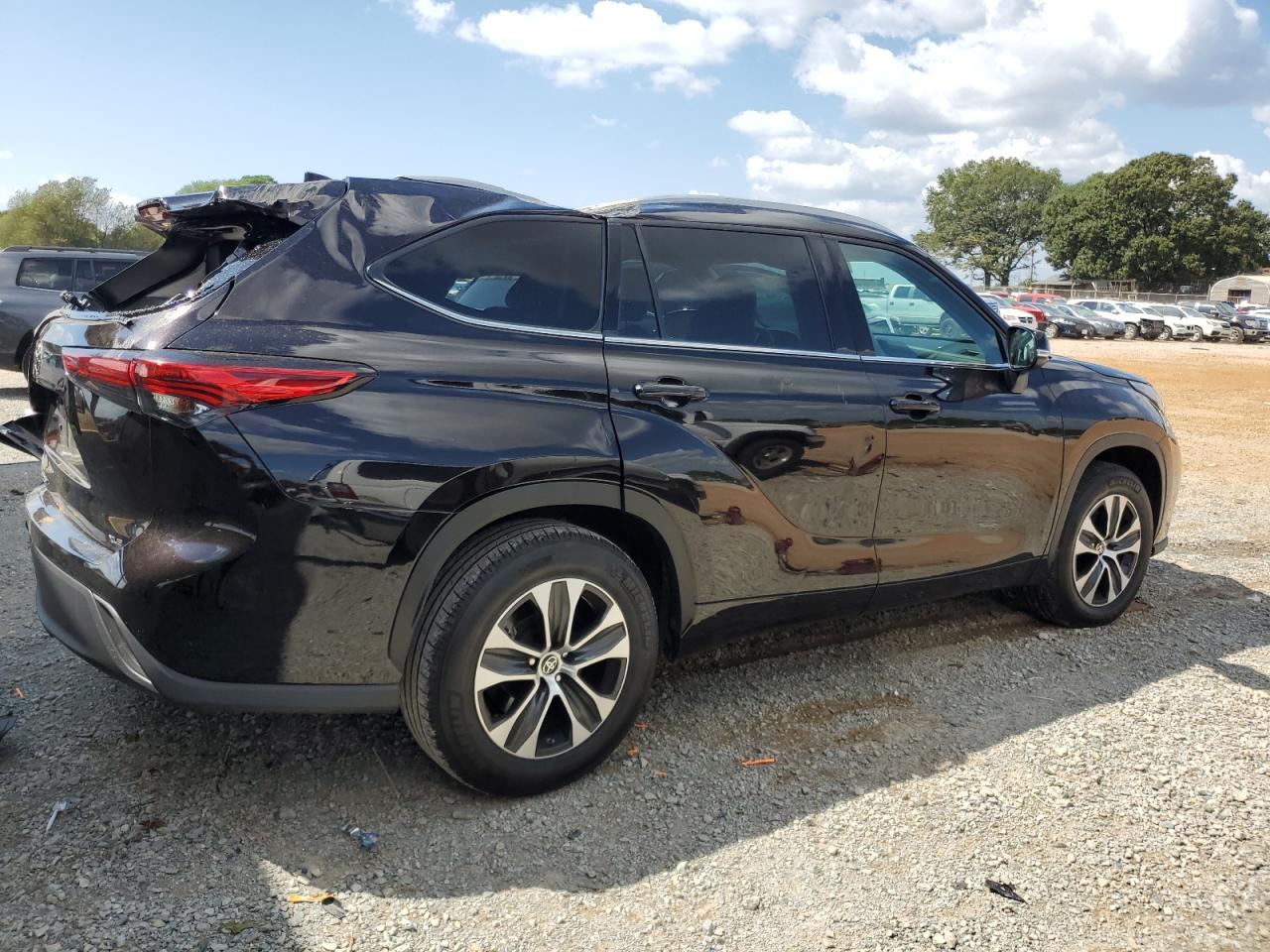 2022 Toyota Highlander Xle VIN: 5TDGZRAH3NS133515 Lot: 71837704