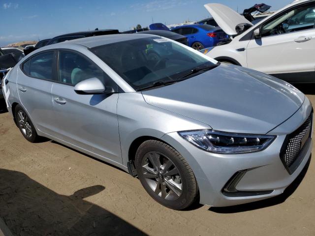  HYUNDAI ELANTRA 2017 Серебристый