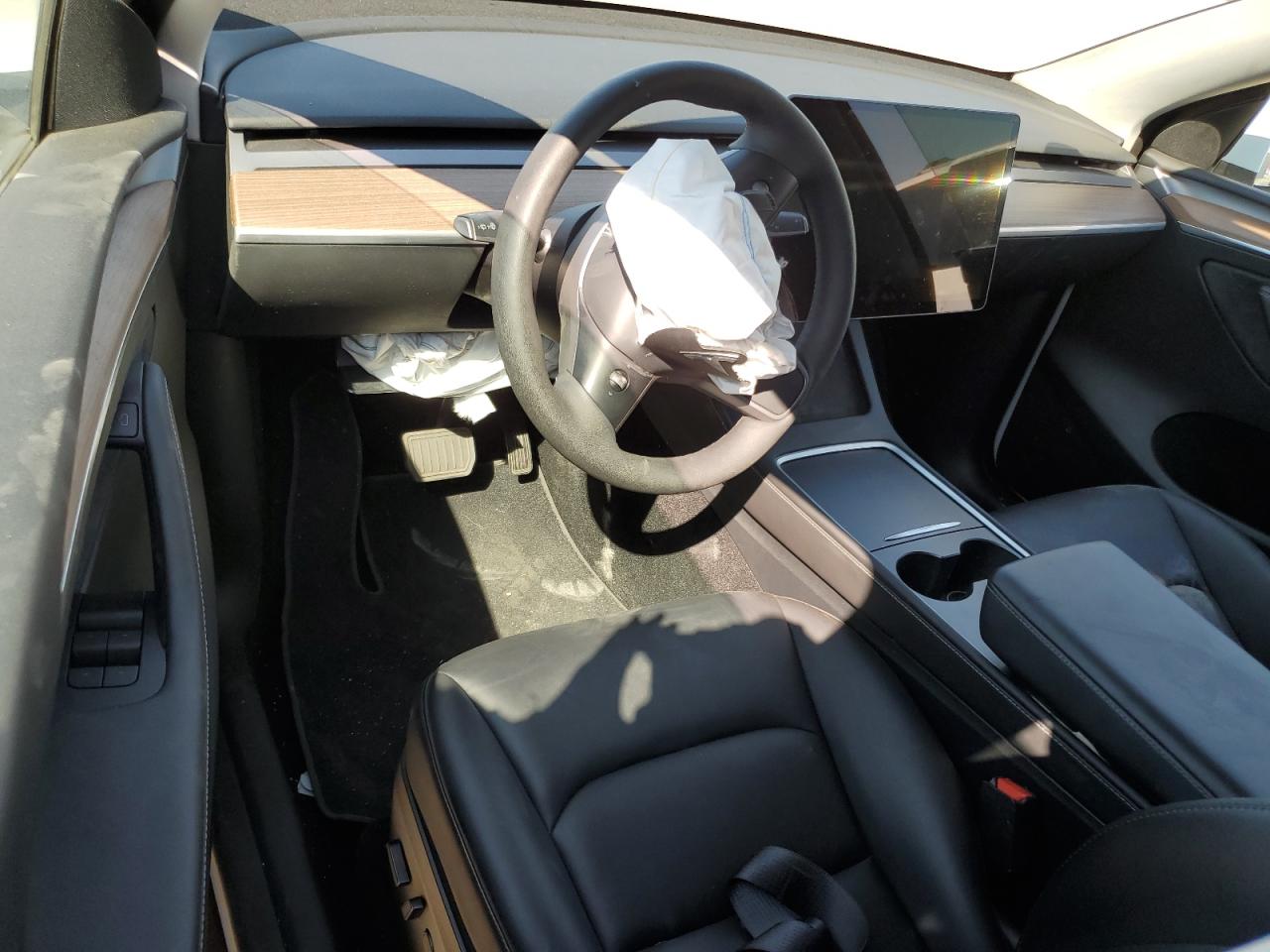 7SAYGDEE6PF873860 2023 Tesla Model Y