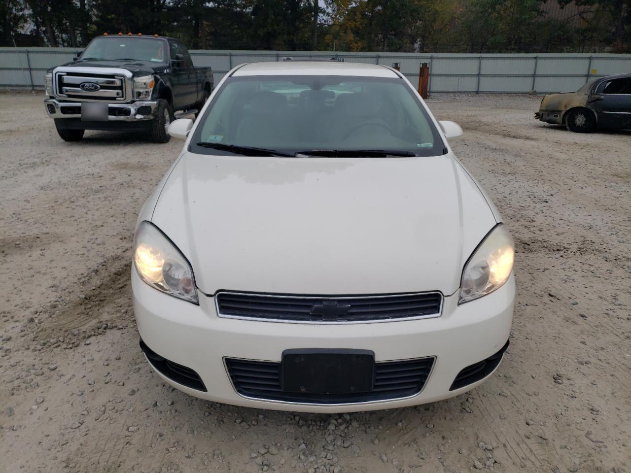 2008 Chevrolet Impala - Image 5