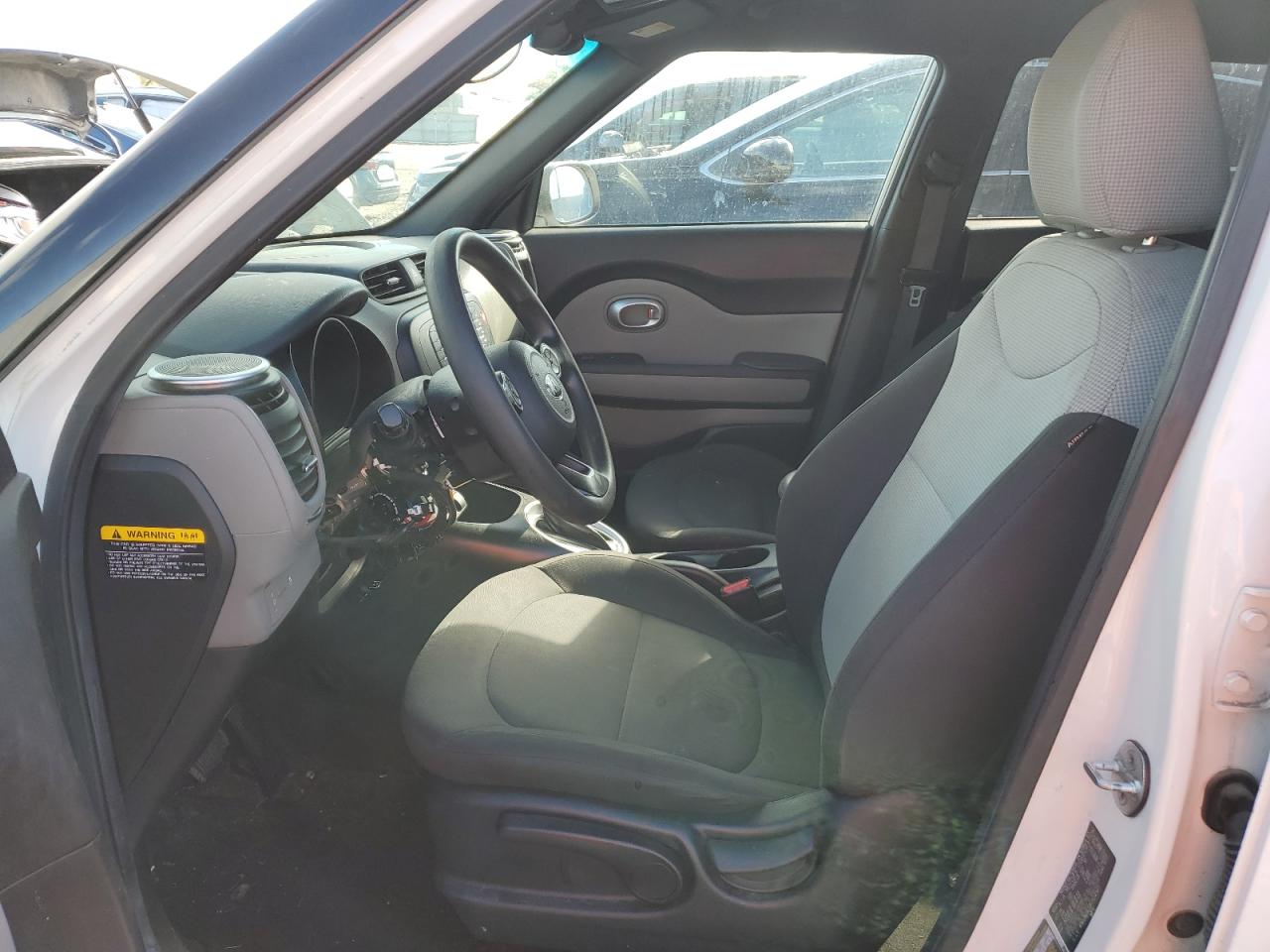 KNDJN2A23F7124507 2015 Kia Soul