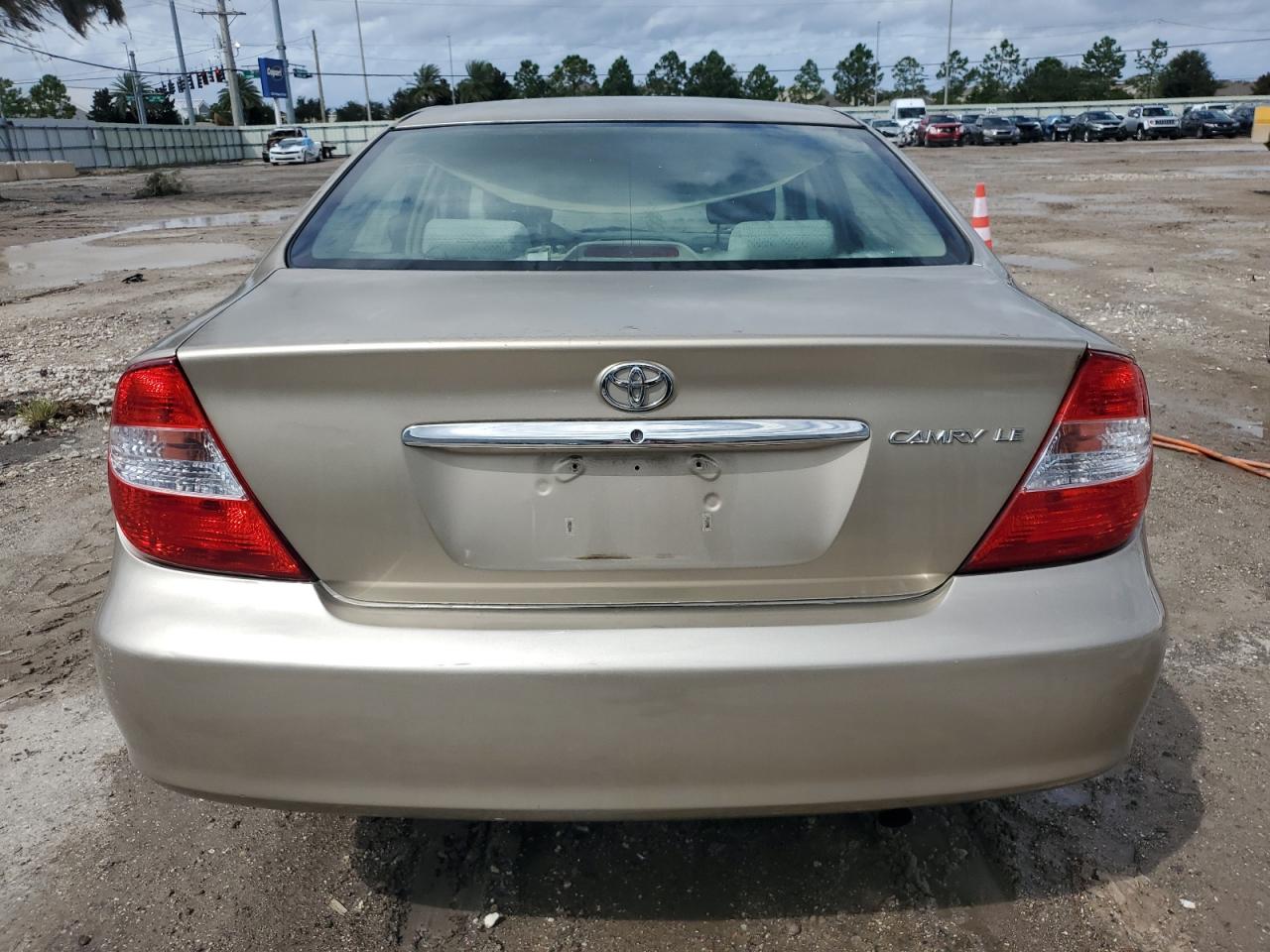 2004 Toyota Camry Le VIN: 4T1BE32K14U889752 Lot: 73363114