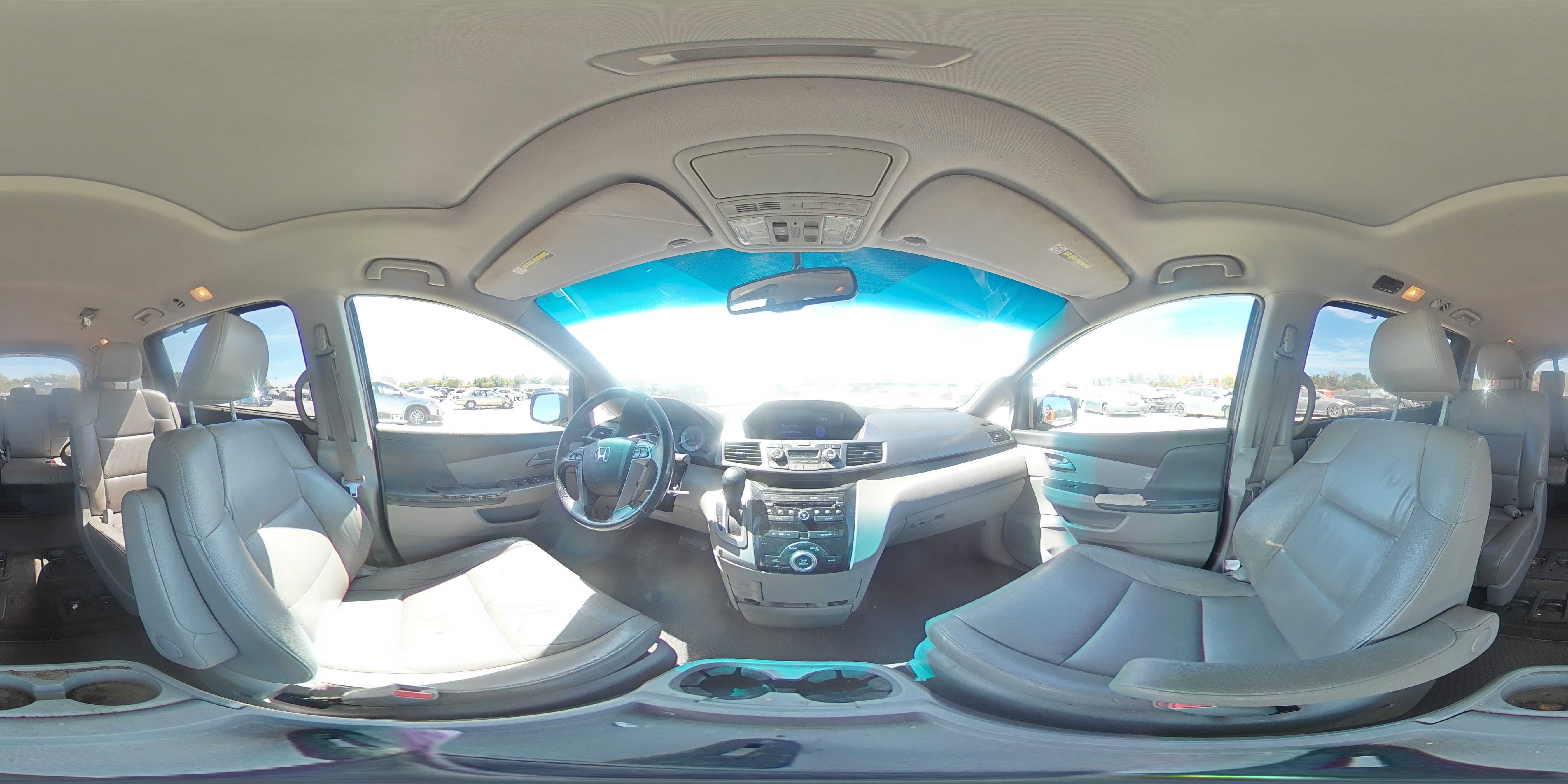 2011 Honda Odyssey - Image 14