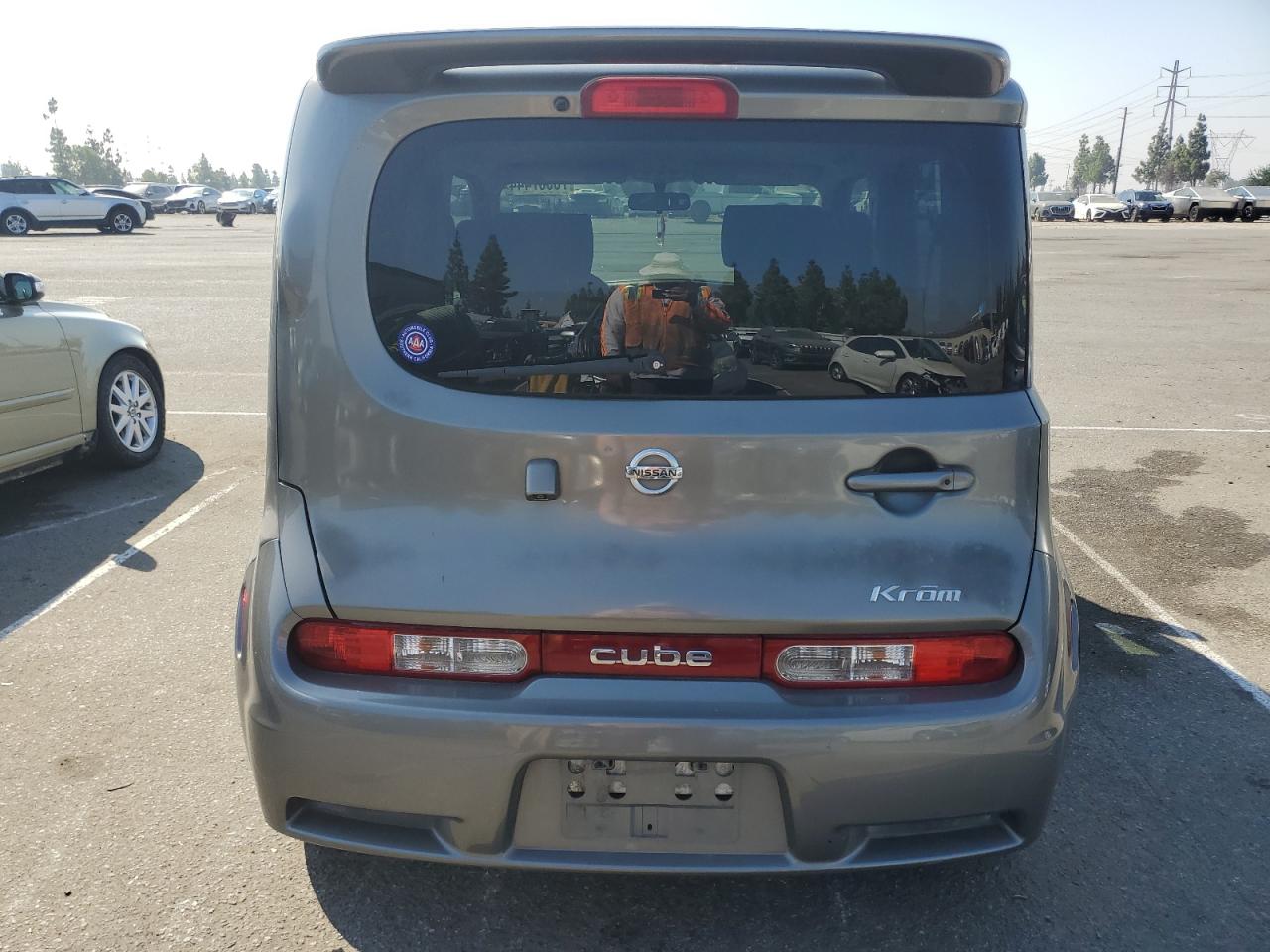 JN8AZ2KR6AT154640 2010 Nissan Cube Base