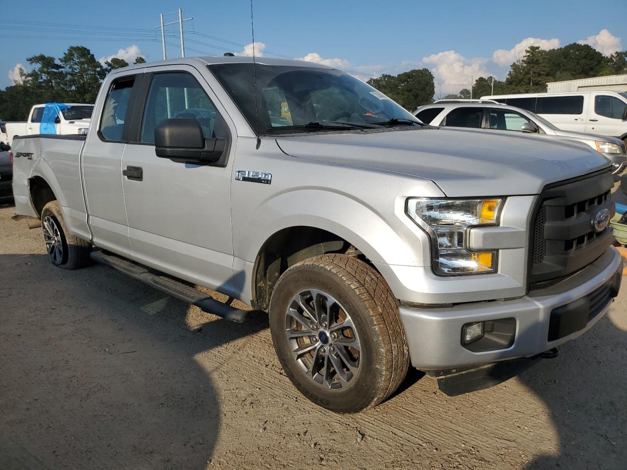 2016 Ford F150 Super Cab VIN: 1FTFX1EF8GKF40266 Lot: 72363464