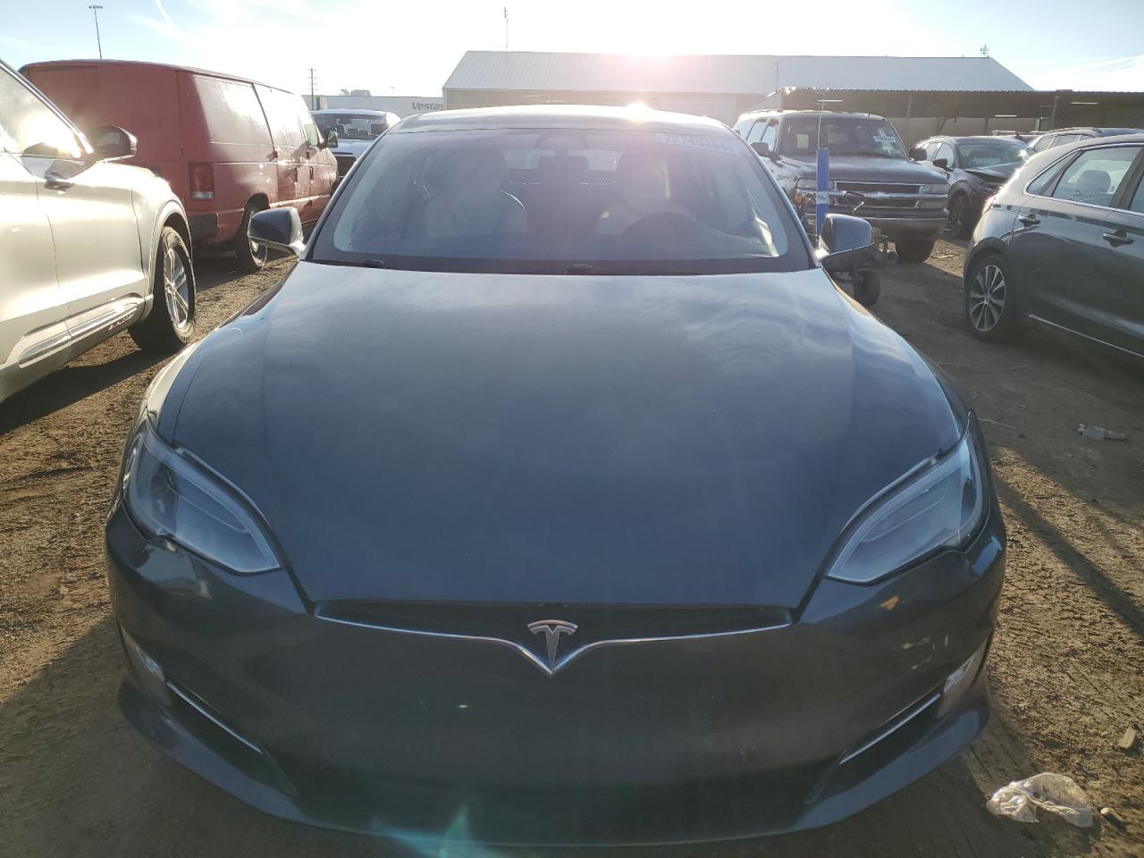 VIN 5YJSA1E25JF263318 2018 TESLA MODEL S no.5