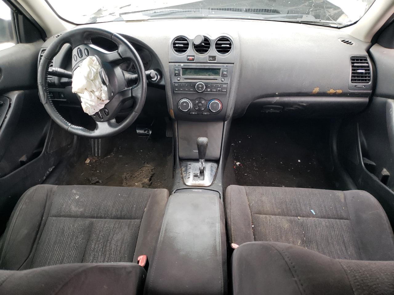 2011 Nissan Altima - Image 8
