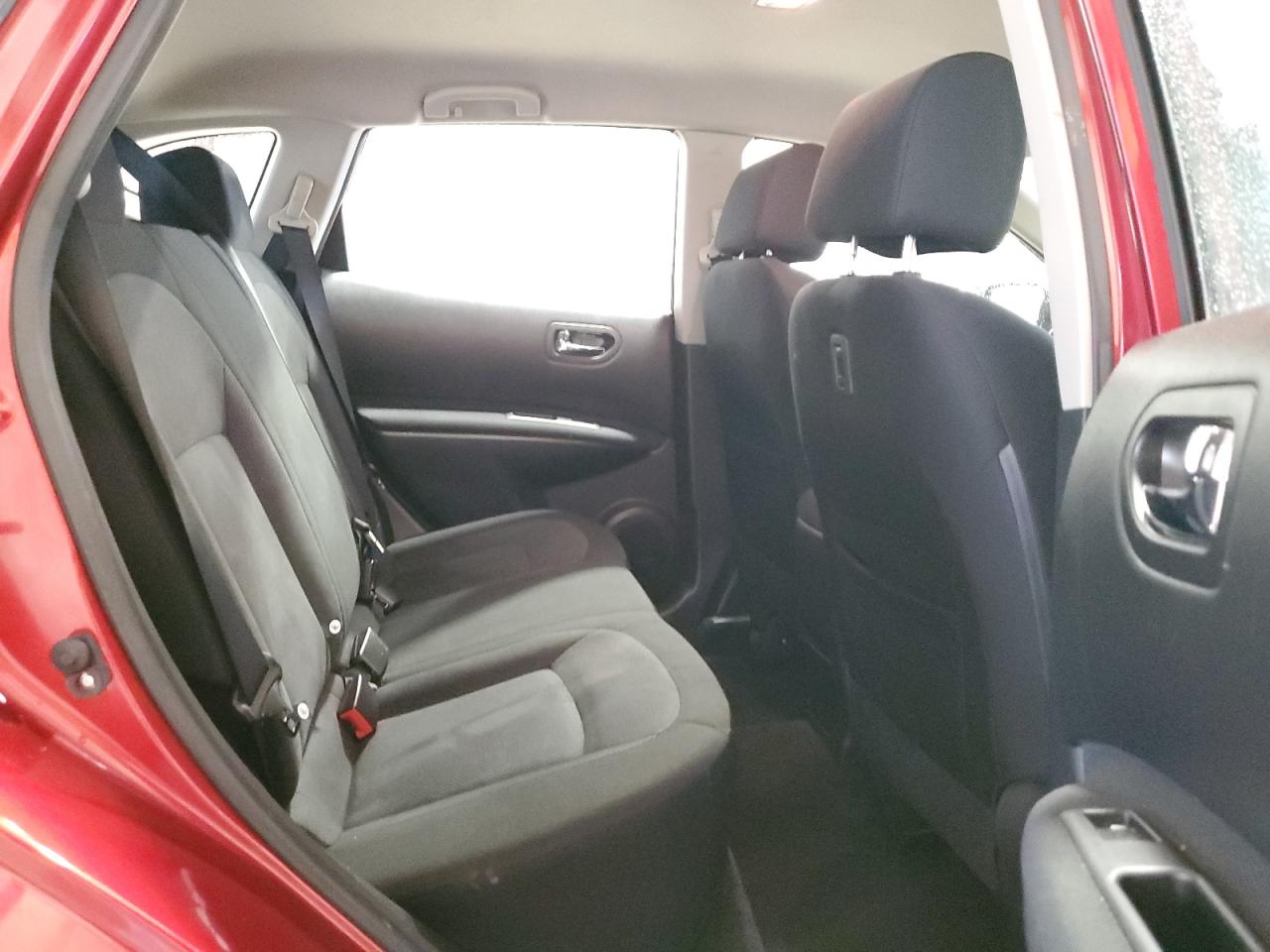 2013 Nissan Rogue - Image 11