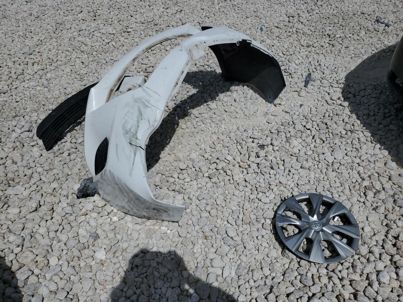 2016 Toyota Corolla L VIN: 5YFBURHE7GP513571 Lot: 61002455