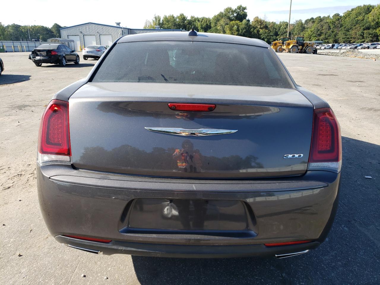 2C3CCAAGXKH582553 2019 Chrysler 300 Touring