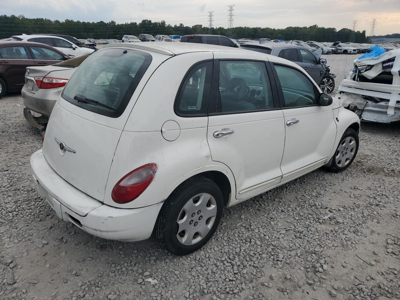 2008 Chrysler PT Cruiser - Image 3