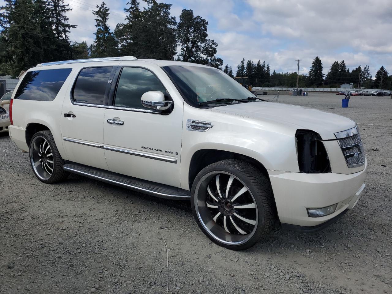 2007 Cadillac Escalade - Image 4