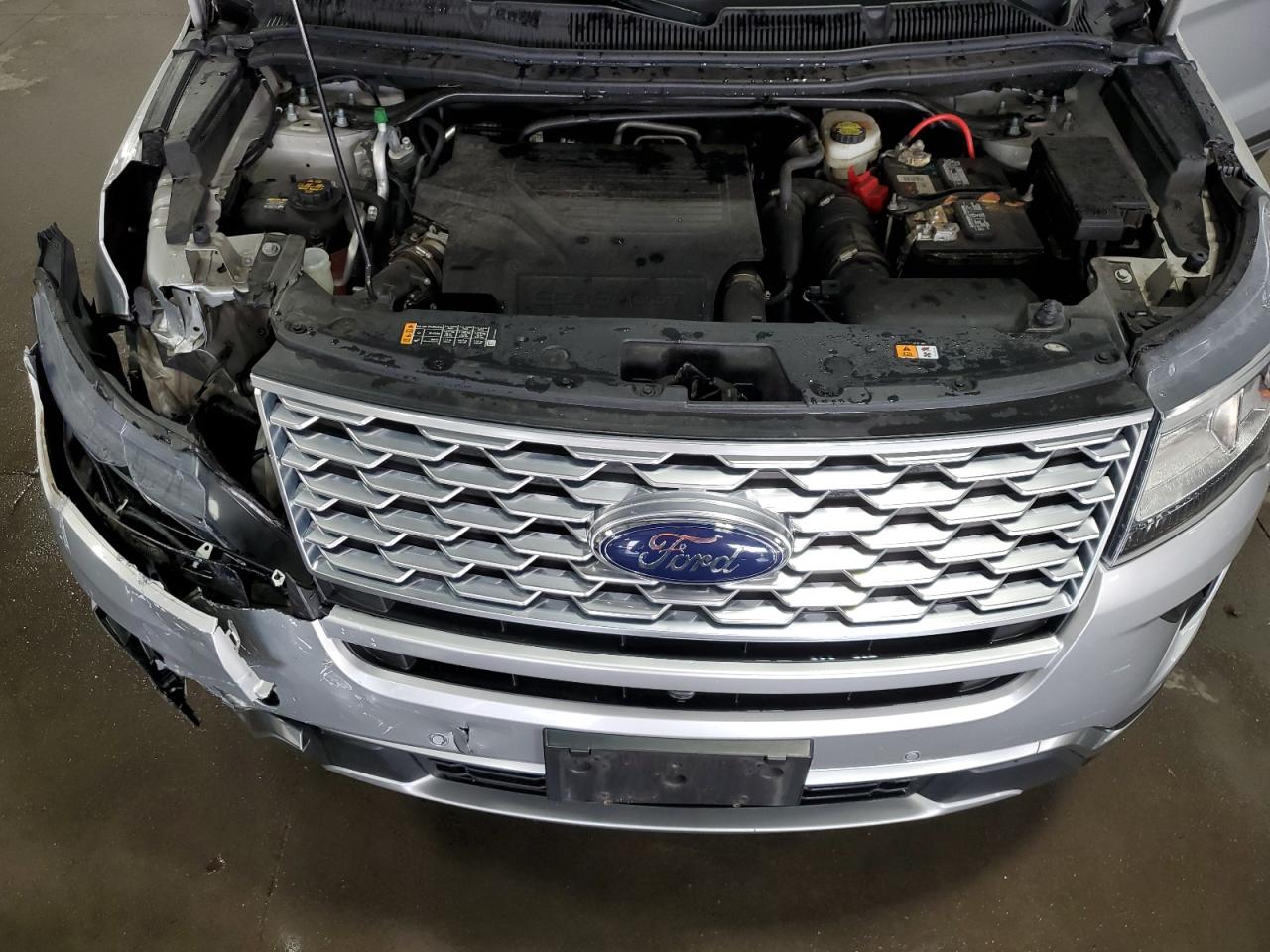 1FM5K8HTXJGC71794 2018 Ford Explorer Platinum