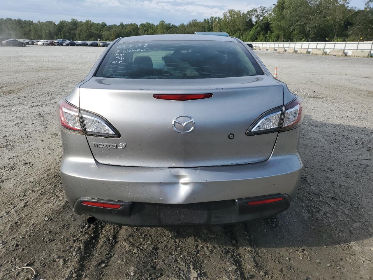 JM1BL1SF9A1247519 2010 Mazda 3 I