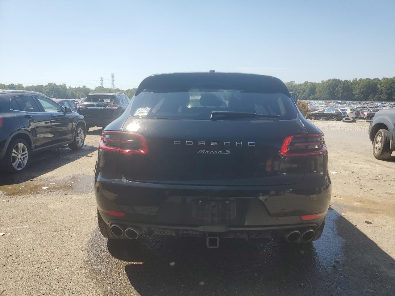 2016 Porsche Macan S VIN: WP1AB2A54GLB40497 Lot: 72520134