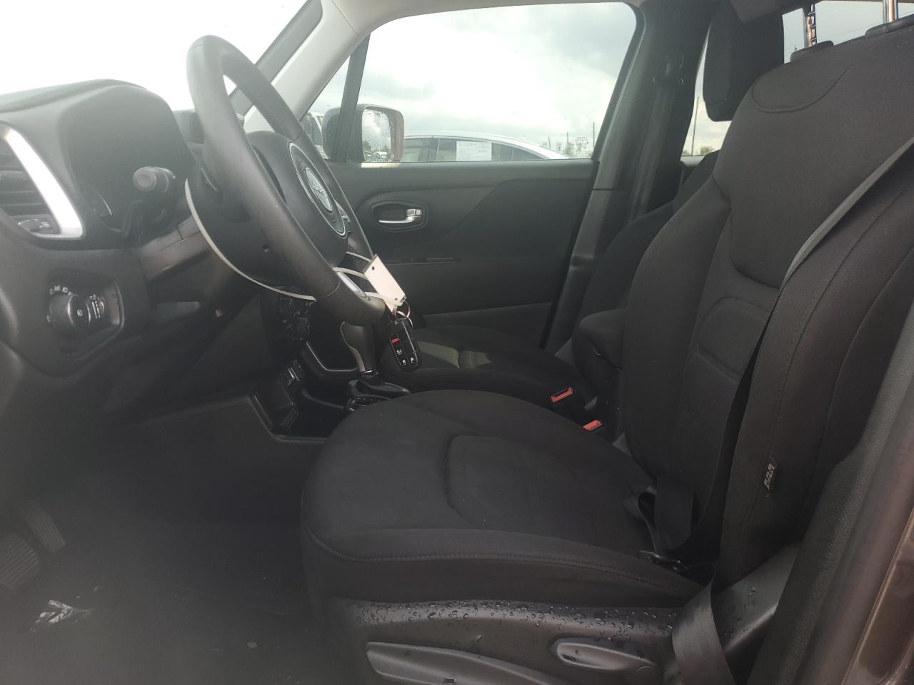 ZACCJABB2JPH88161 2018 Jeep Renegade Latitude