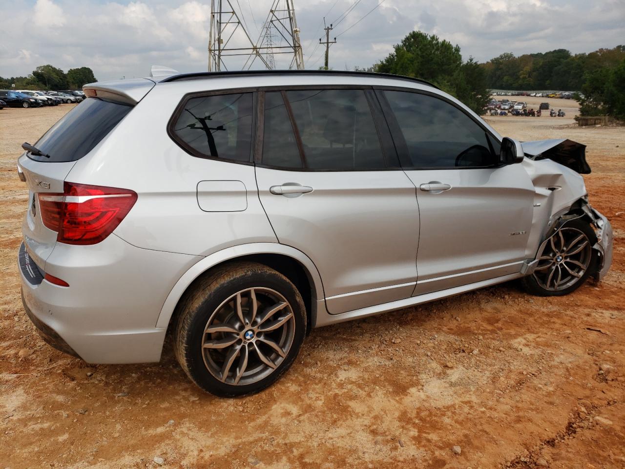 VIN 5UXWX9C3XH0W66521 2017 BMW X3 no.3