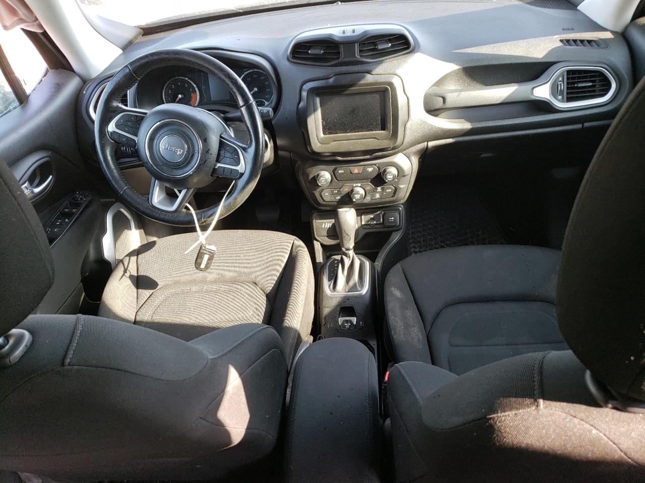 2018 Jeep Renegade - Image 8
