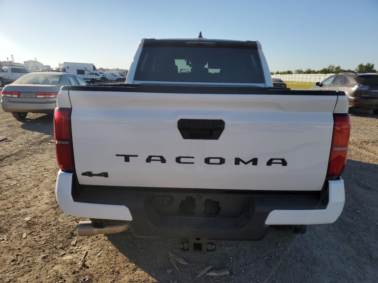 3TMLB5JN0RM022718 2024 Toyota Tacoma Double Cab