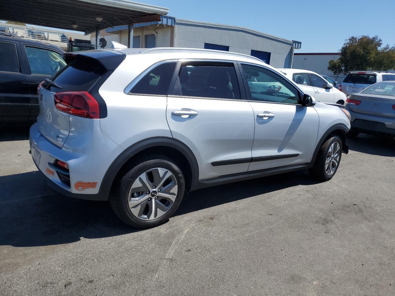 2019 Kia Niro Ex VIN: KNDCC3LG2K5026541 Lot: 70068474