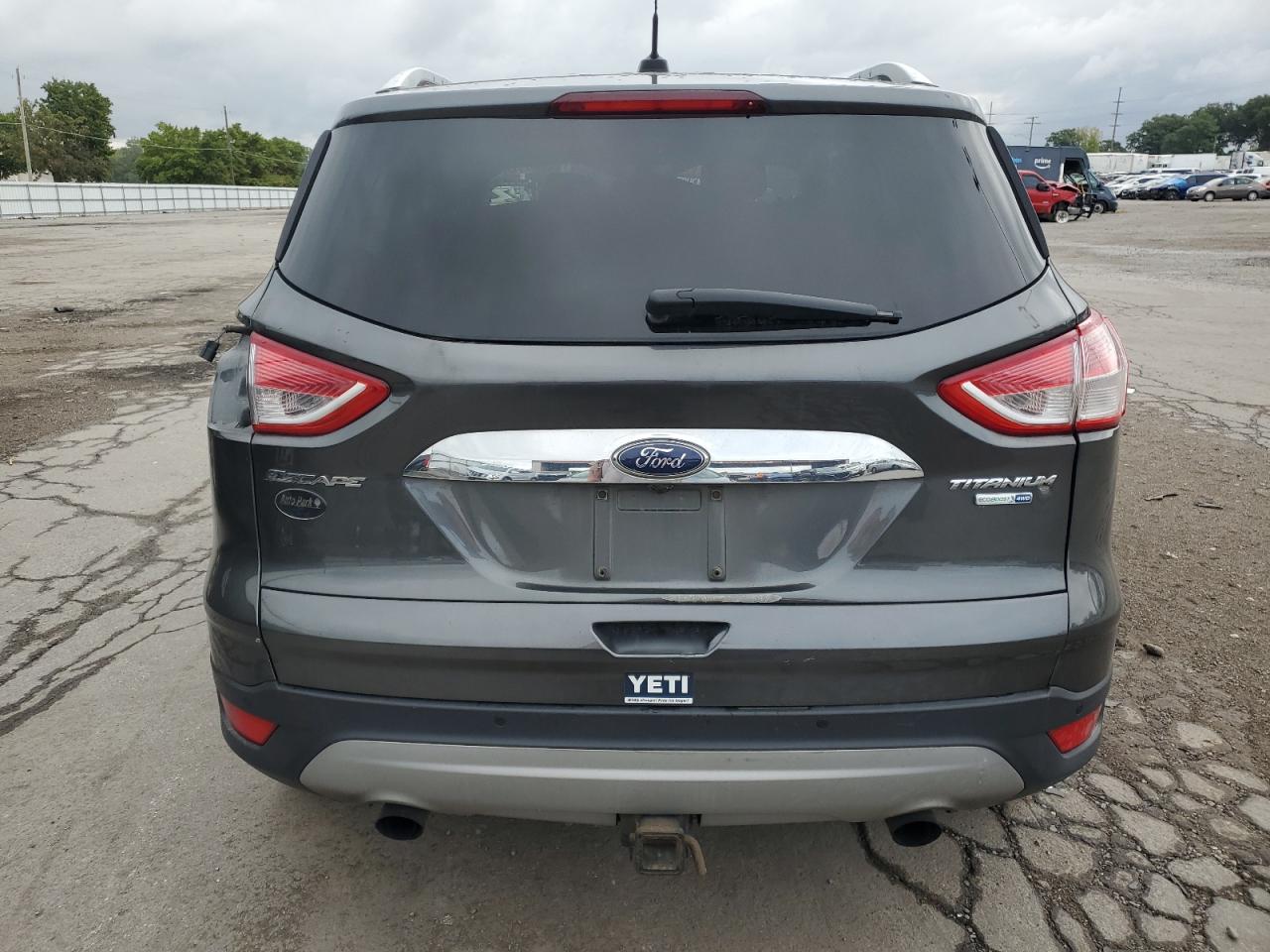 1FMCU9J91GUB14185 2016 Ford Escape Titanium