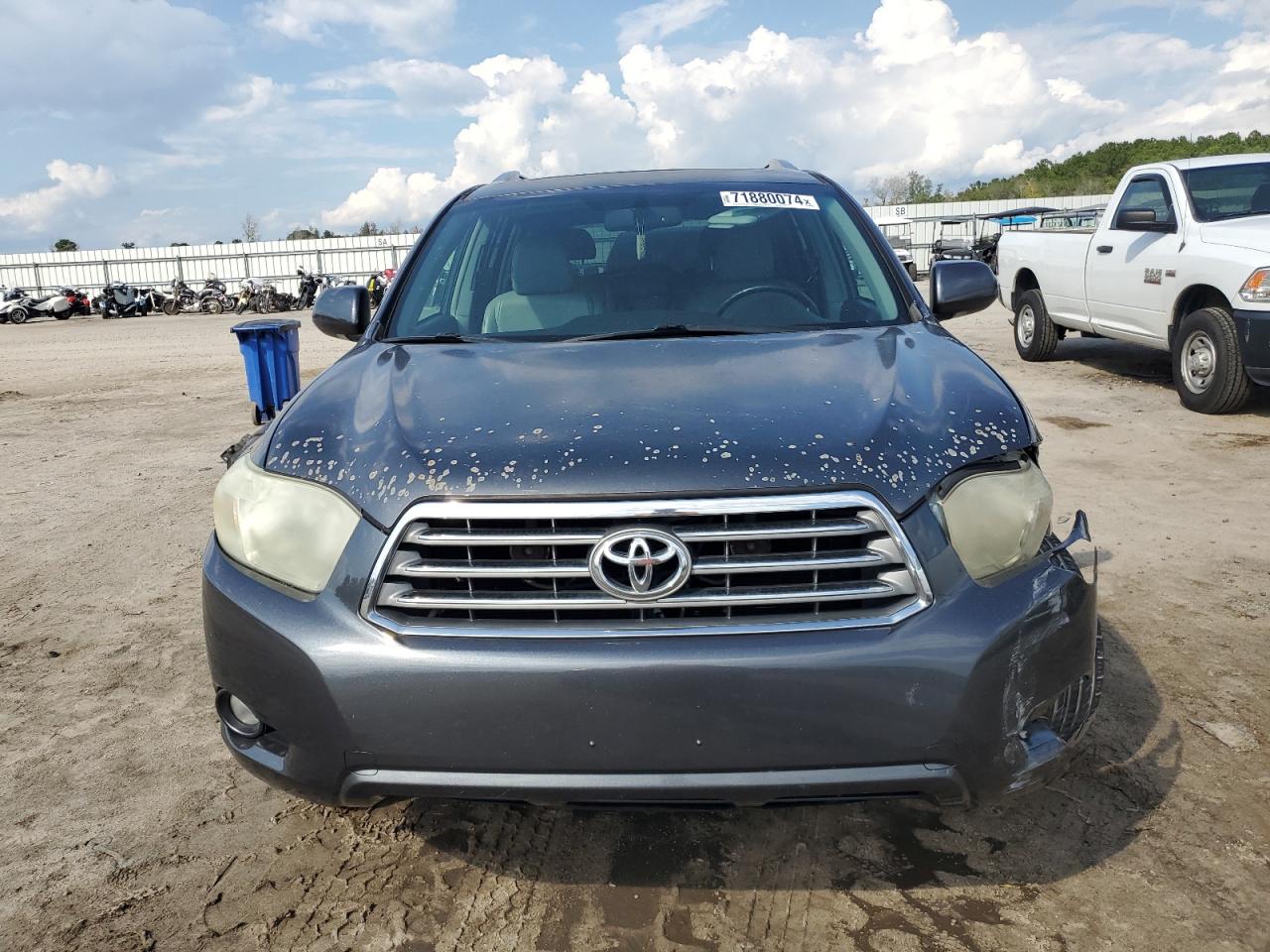 2010 Toyota Highlander - Image 5