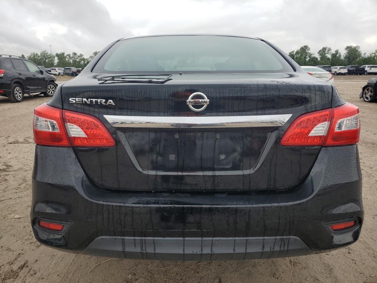 2017 Nissan Sentra S VIN: 3N1AB7AP1HY371627 Lot: 70854724