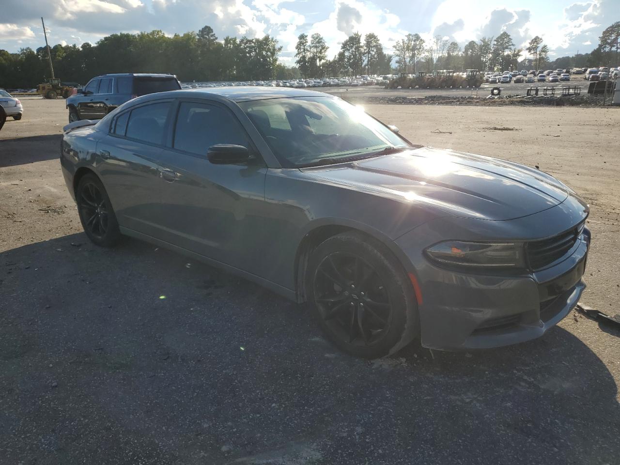 2018 Dodge Charger - Image 4