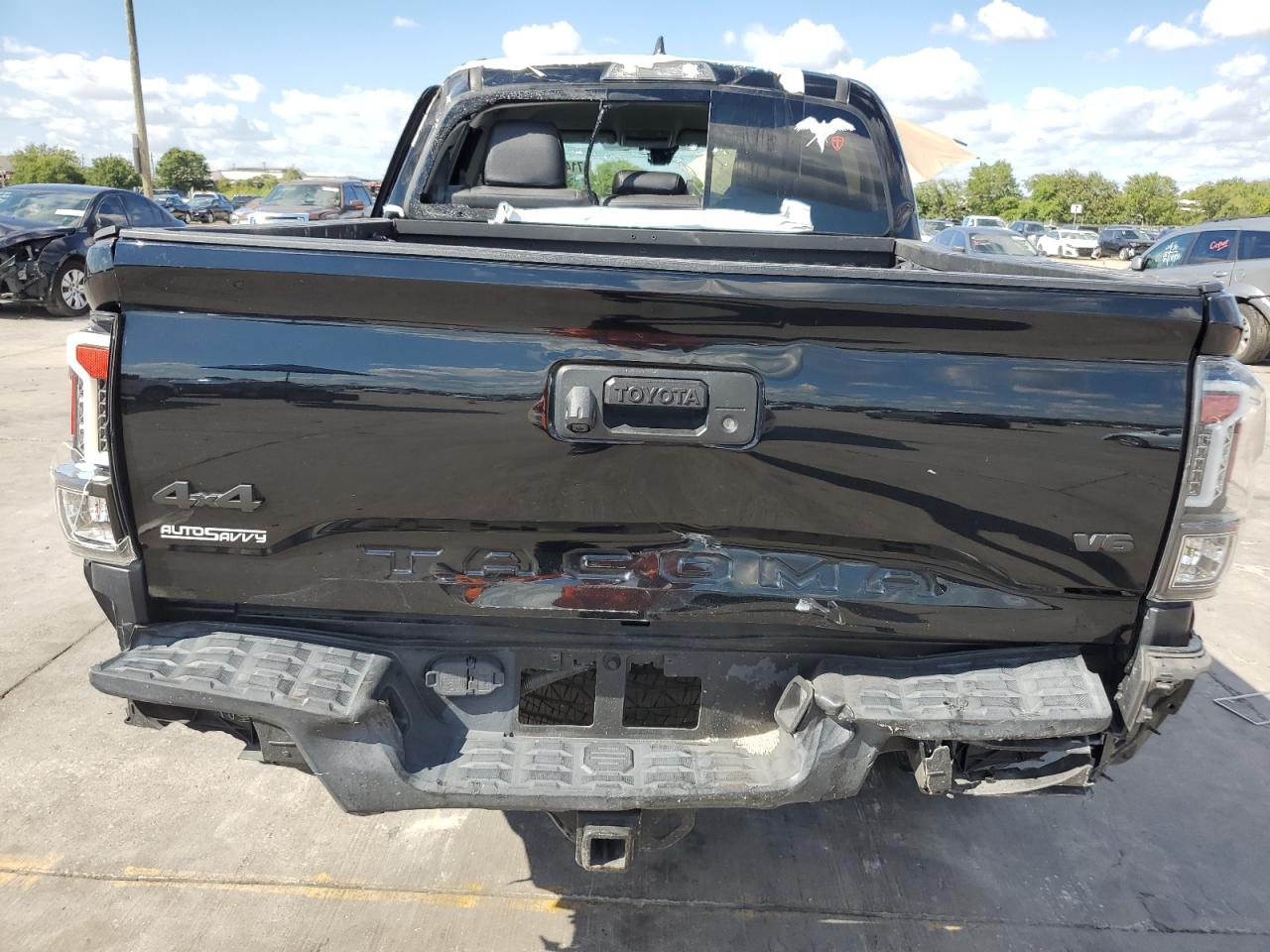 3TMCZ5AN5KM245208 2019 Toyota Tacoma Double Cab