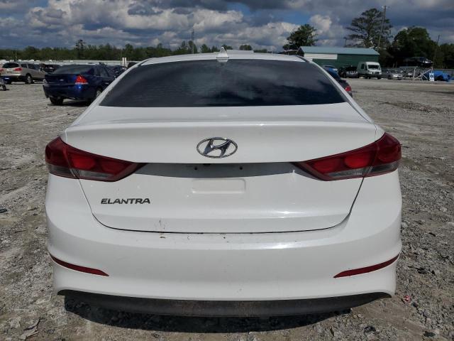  HYUNDAI ELANTRA 2018 Белы