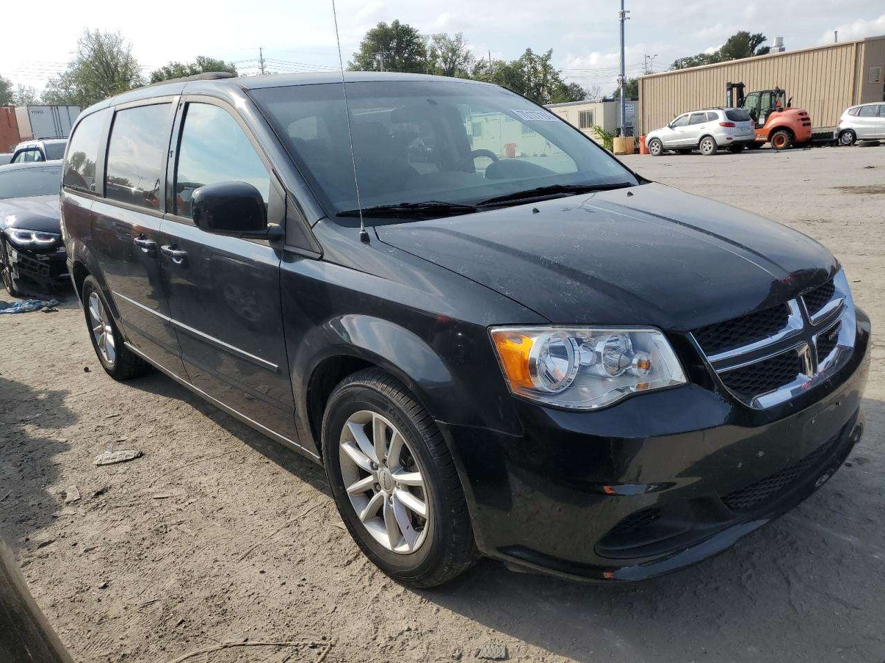 2013 Dodge Caravan - Image 4