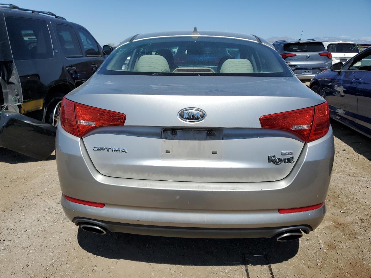 KNAGM4A75B5158665 2011 Kia Optima Lx