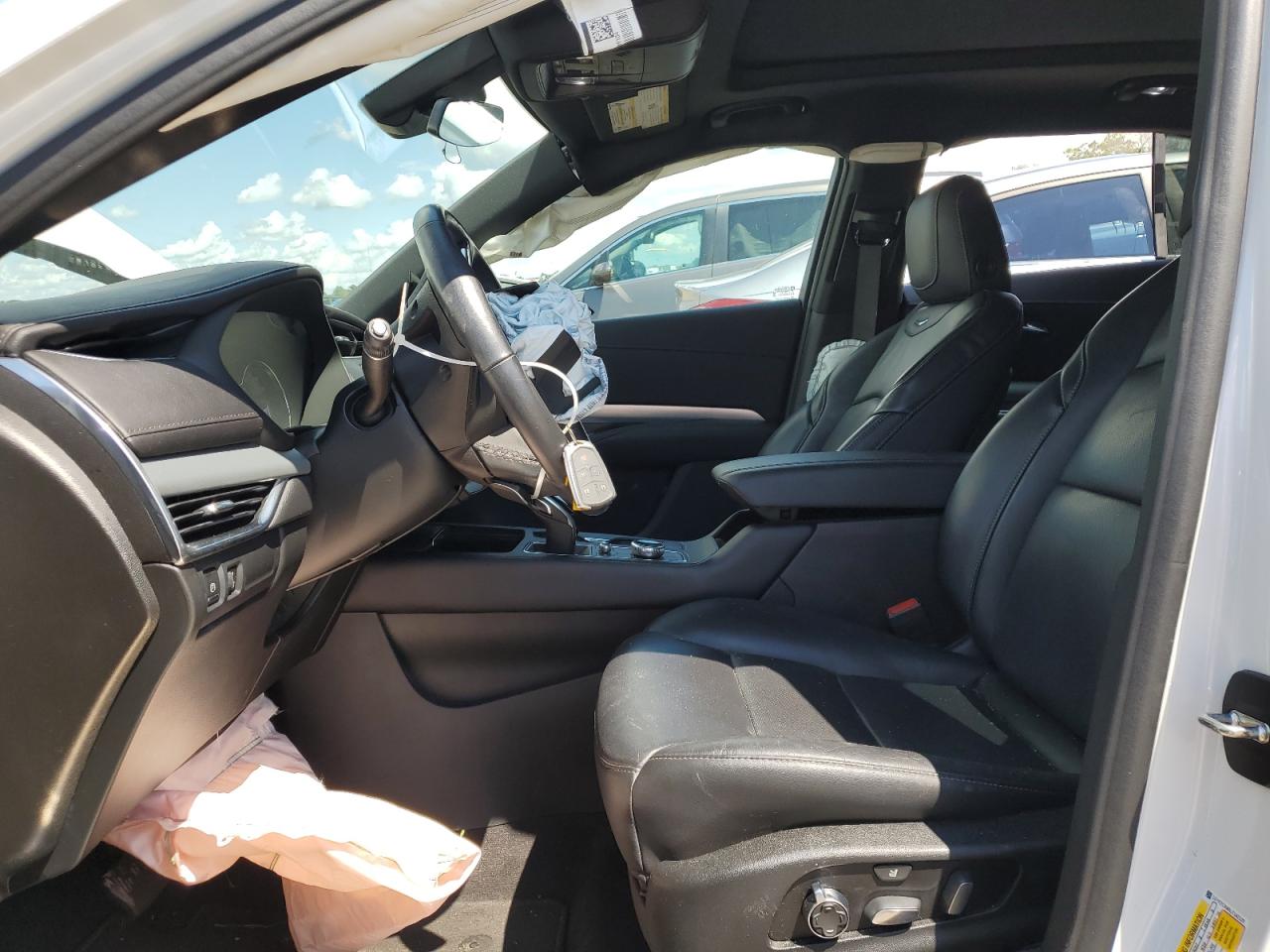 2020 Cadillac XT4 - Image 7
