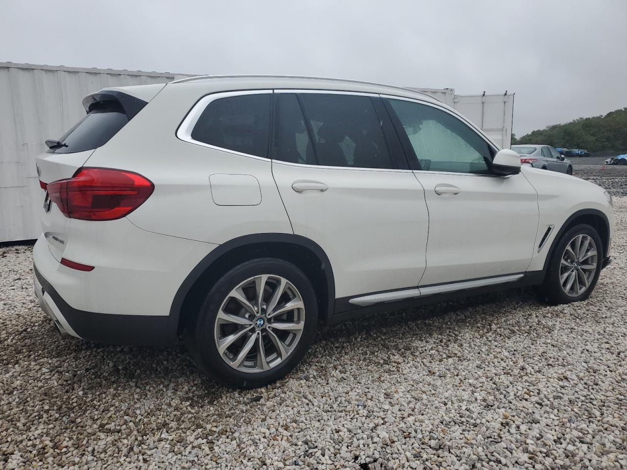 VIN 5UXTR9C50JLD67402 2018 BMW X3 no.3