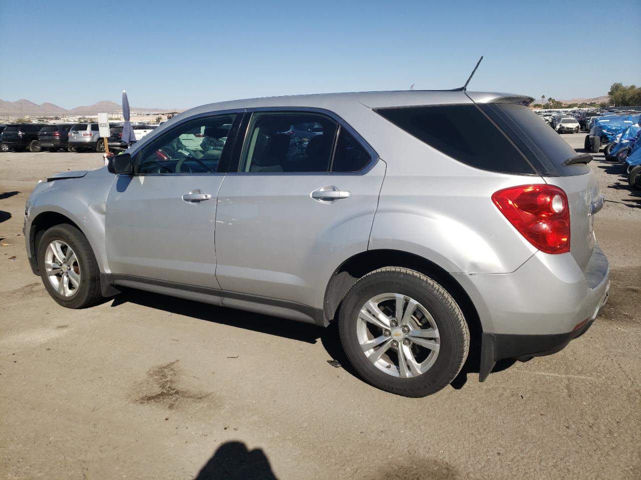 2010 Chevrolet Equinox - Image 2
