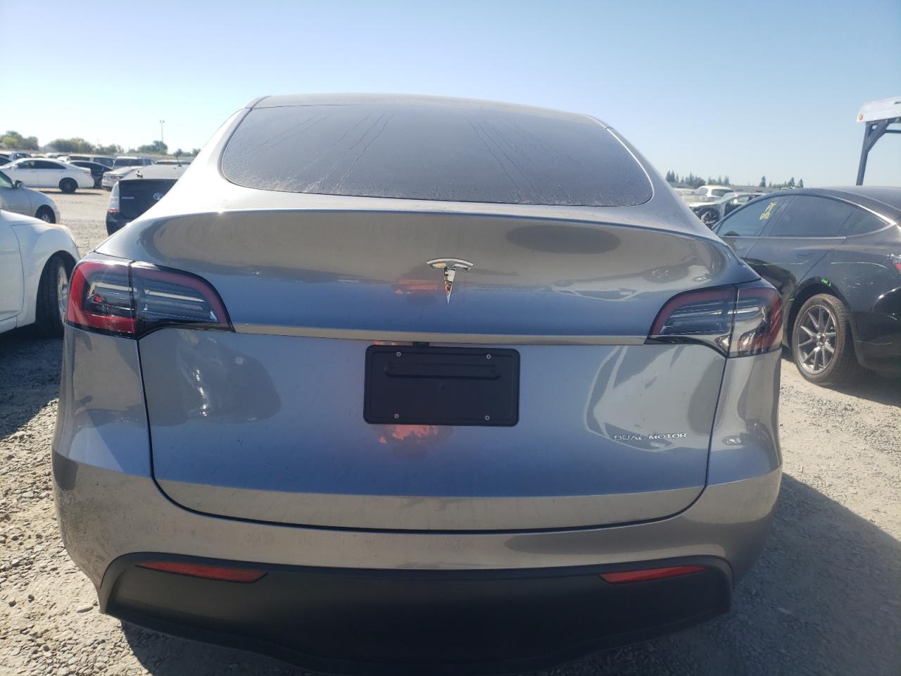 7SAYGAEE6RF178439 2024 Tesla Model Y