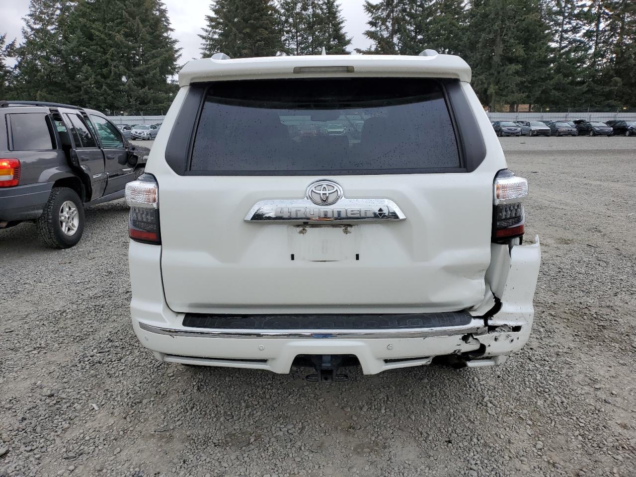 2020 Toyota 4Runner Sr5/Sr5 Premium VIN: JTEBU5JR1L5816435 Lot: 71490464