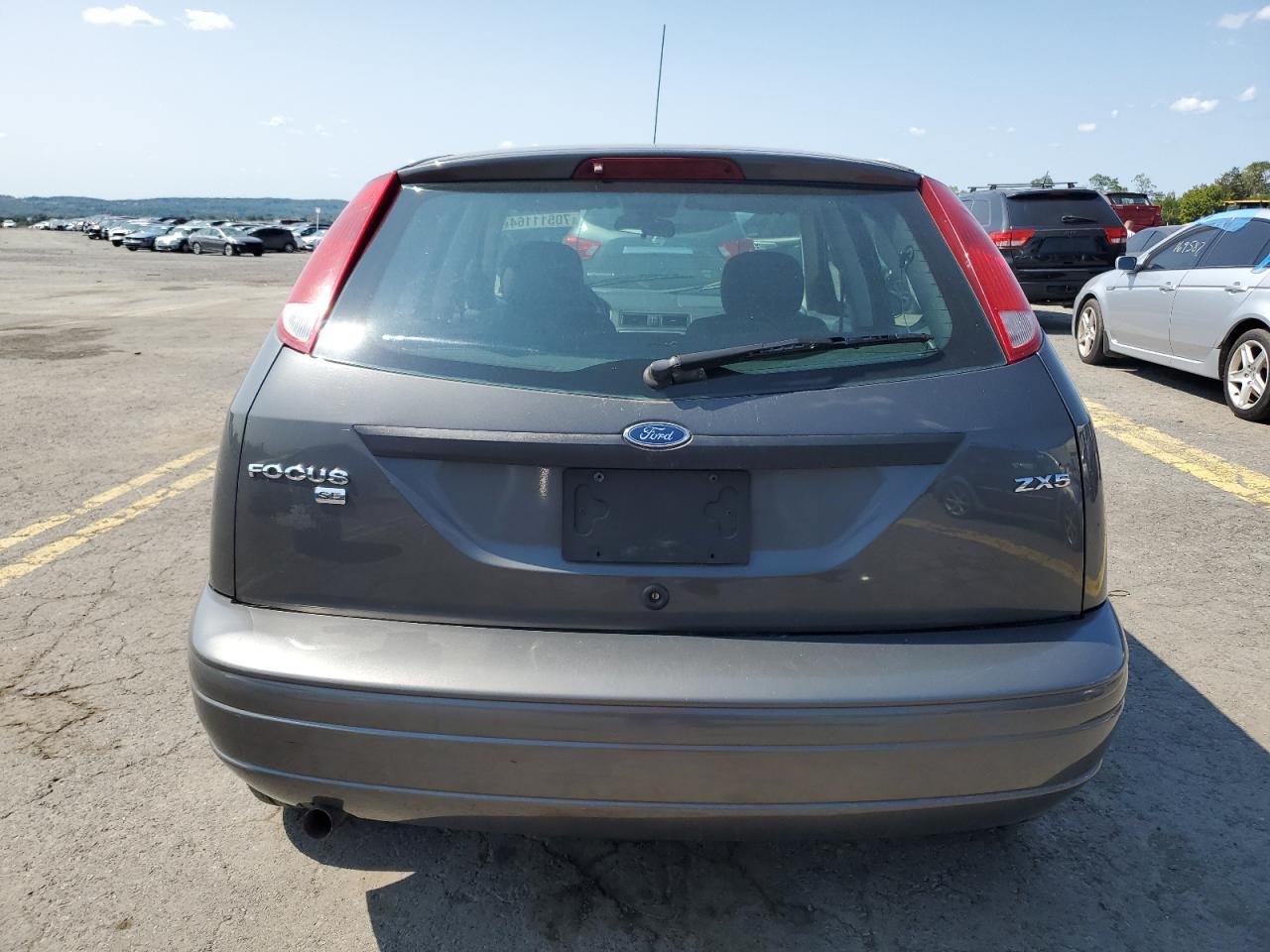 2005 Ford Focus Zx5 VIN: 3FAFP37N05R118796 Lot: 70511164