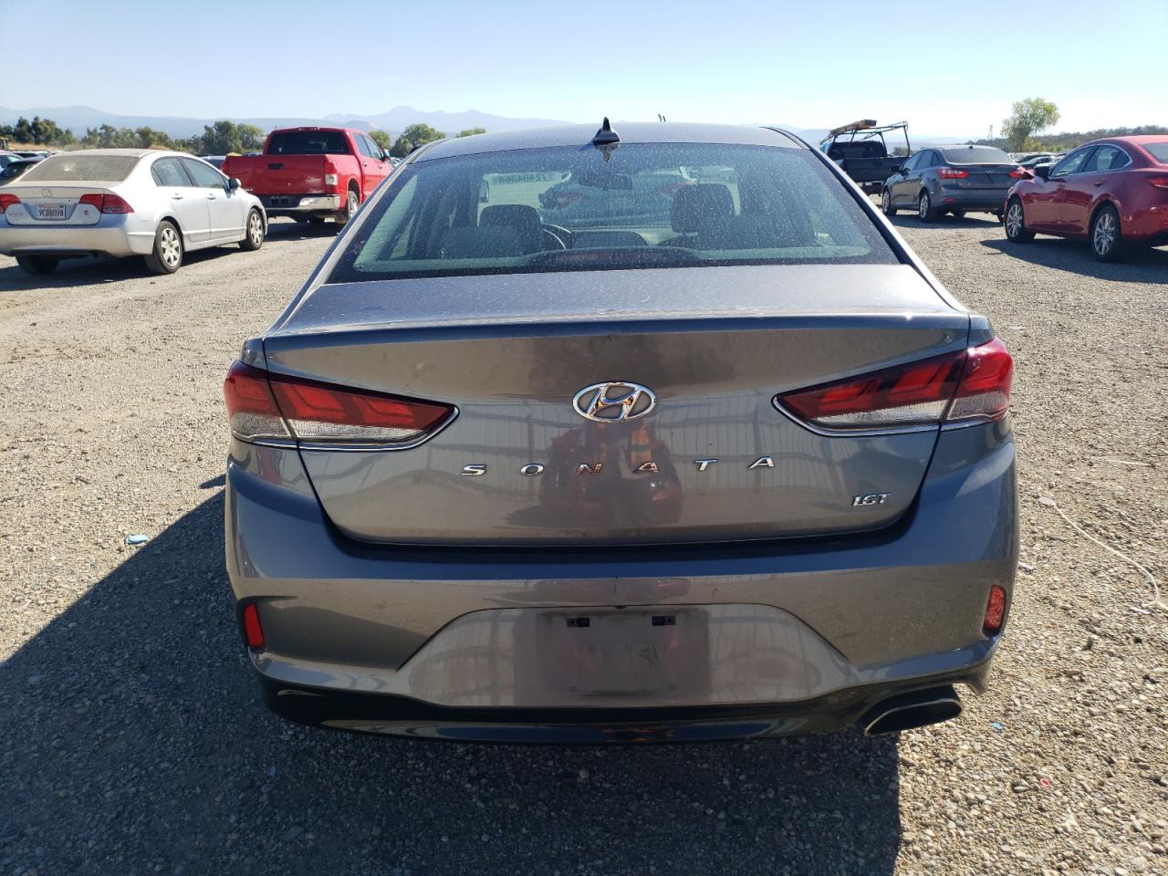 5NPE24AA3JH723666 2018 Hyundai Sonata Eco