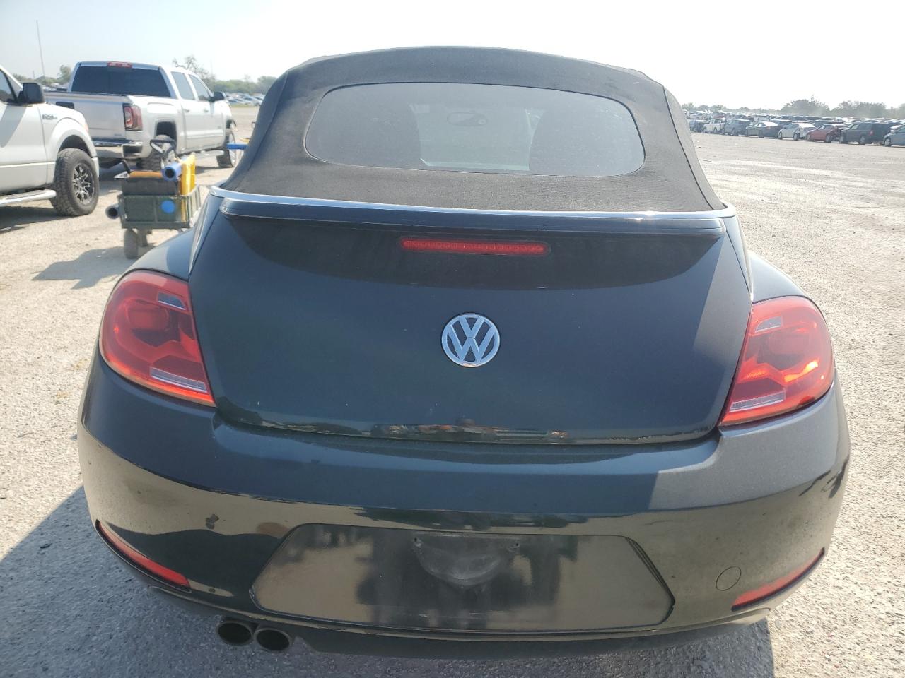 2013 Volkswagen Beetle VIN: 3VW5X7AT1DM815682 Lot: 71645144