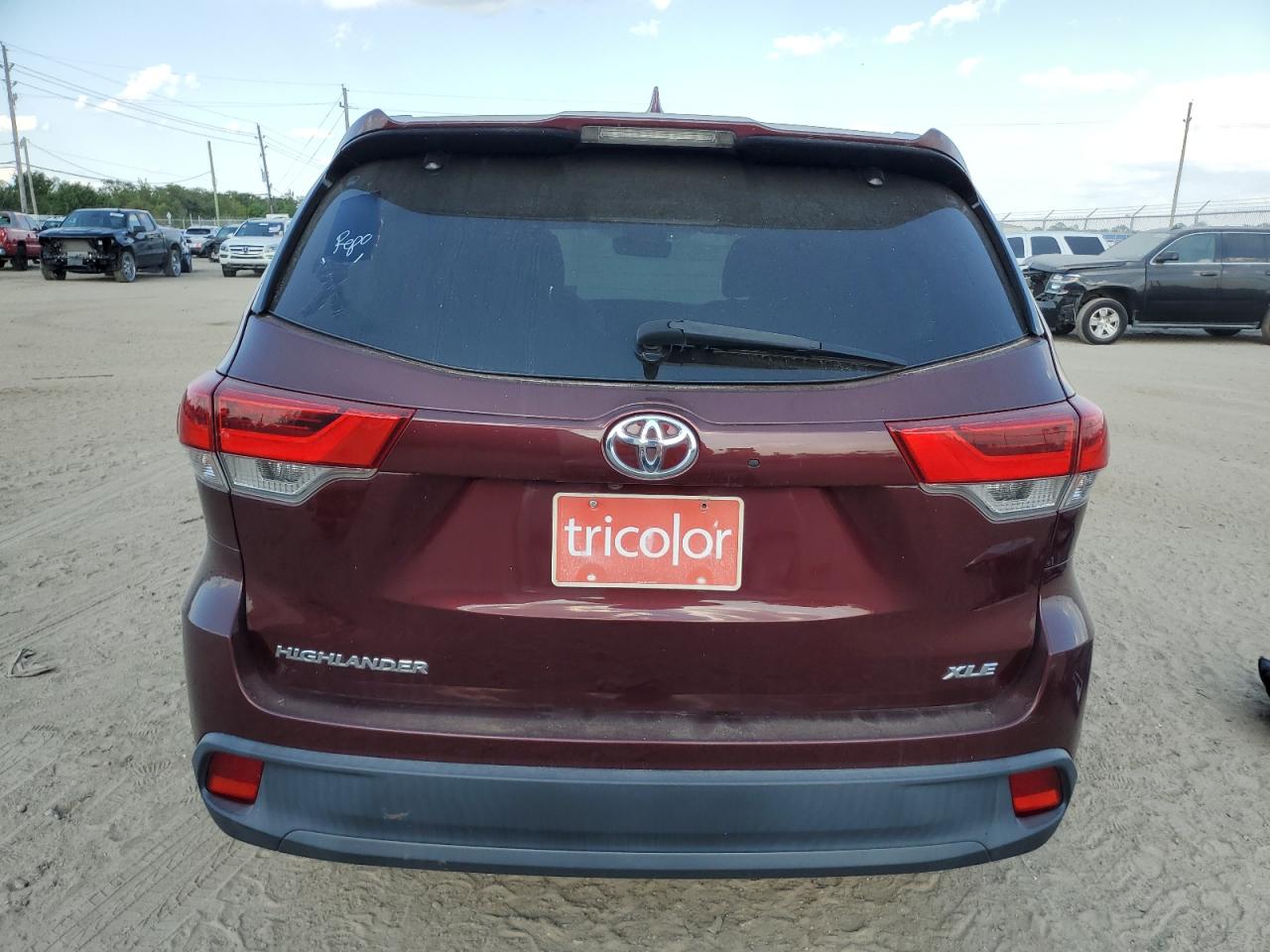 2019 Toyota Highlander Se VIN: 5TDKZRFH7KS308220 Lot: 71915824