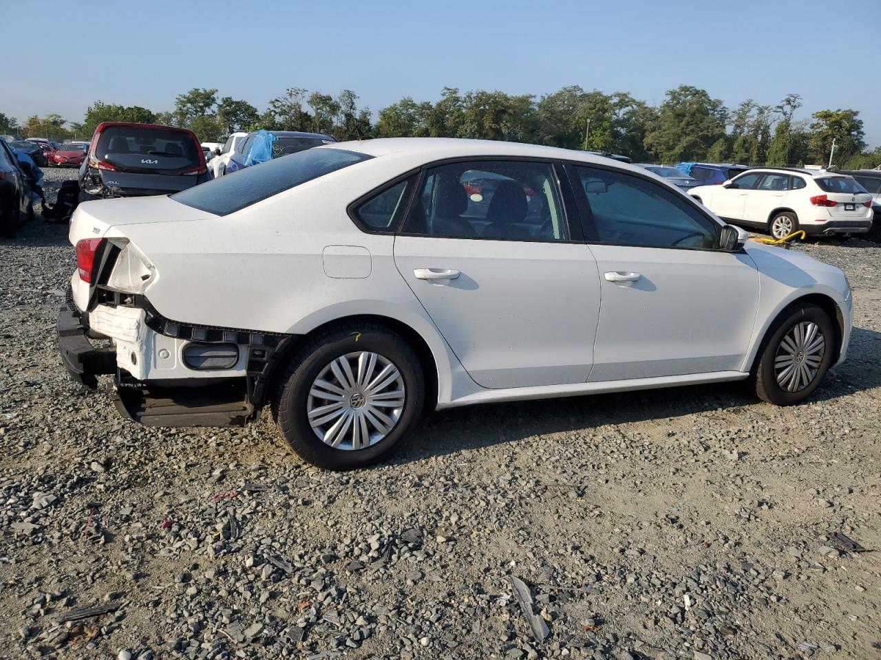 VIN 1VWAT7A3XFC005451 2015 VOLKSWAGEN PASSAT no.3