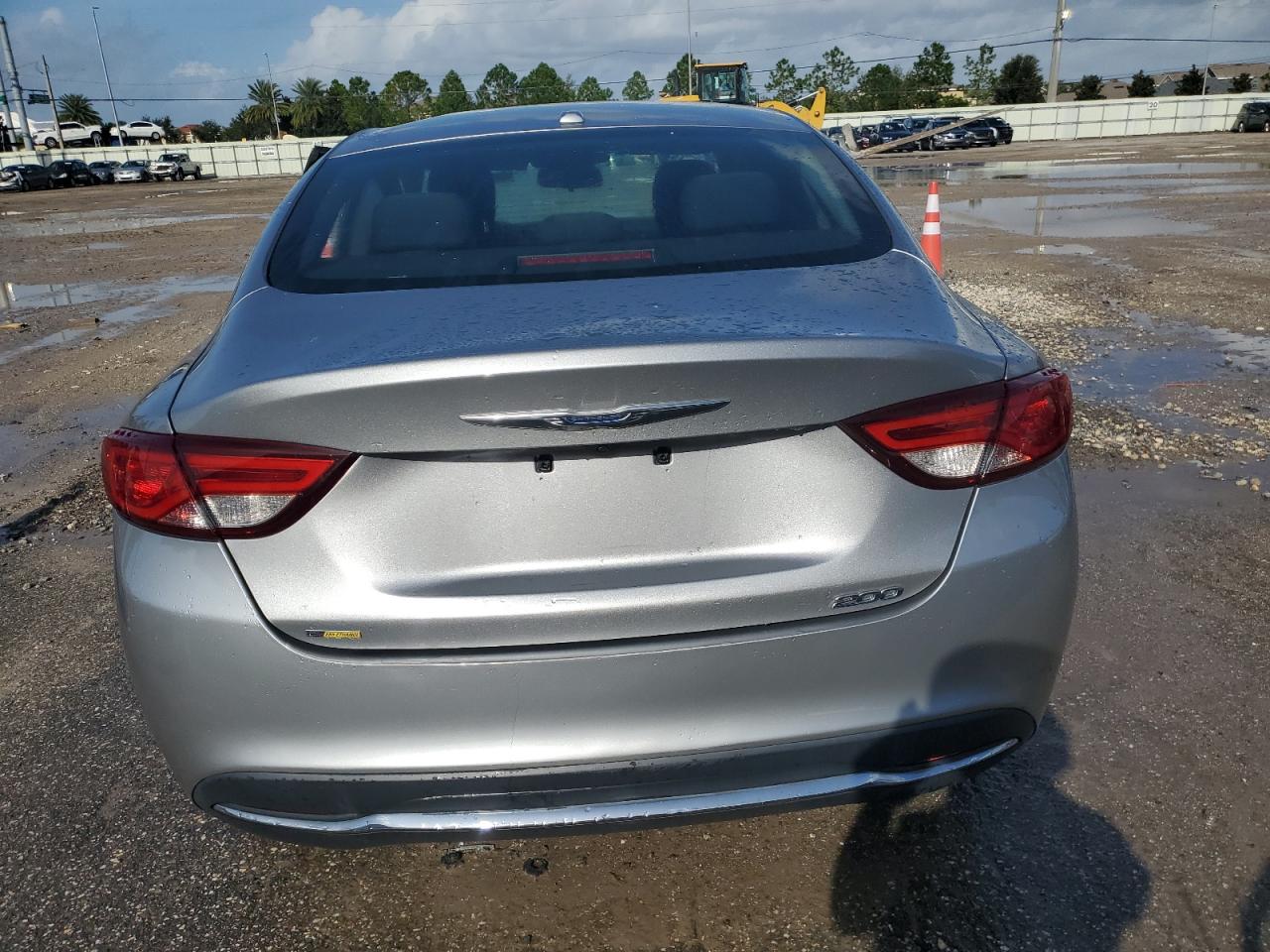 2015 Chrysler 200 Limited VIN: 1C3CCCAB3FN603188 Lot: 73186774