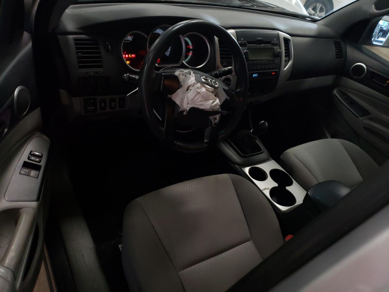 2012 Toyota Tacoma - Image 8