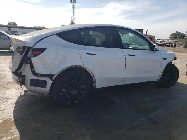 7SAYGDEE6PF696873 Tesla Model Y  3