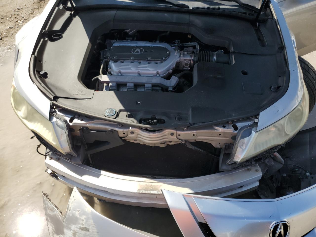 19UUA8F50AA017989 2010 Acura Tl