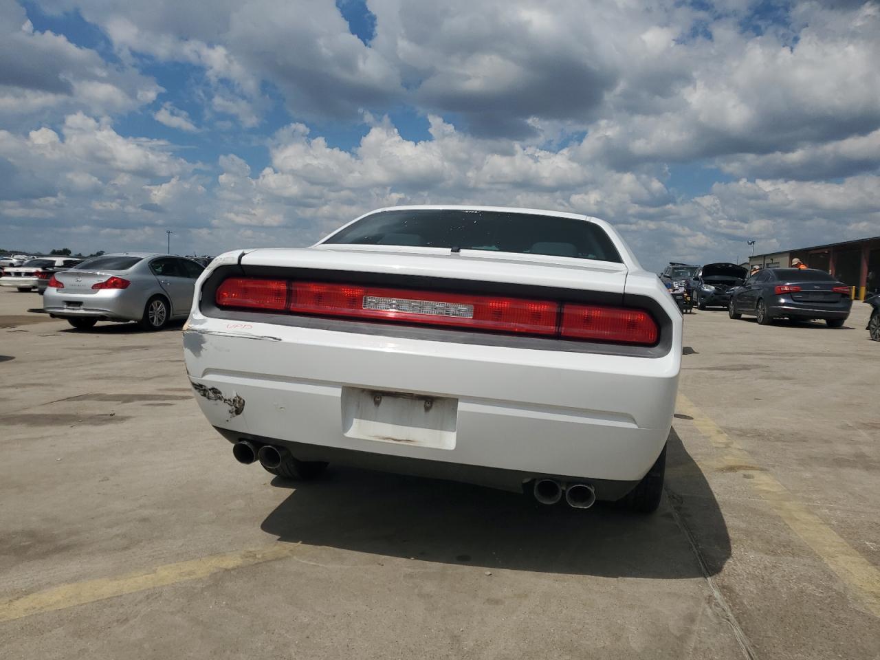 2013 Dodge Challenger - Image 6