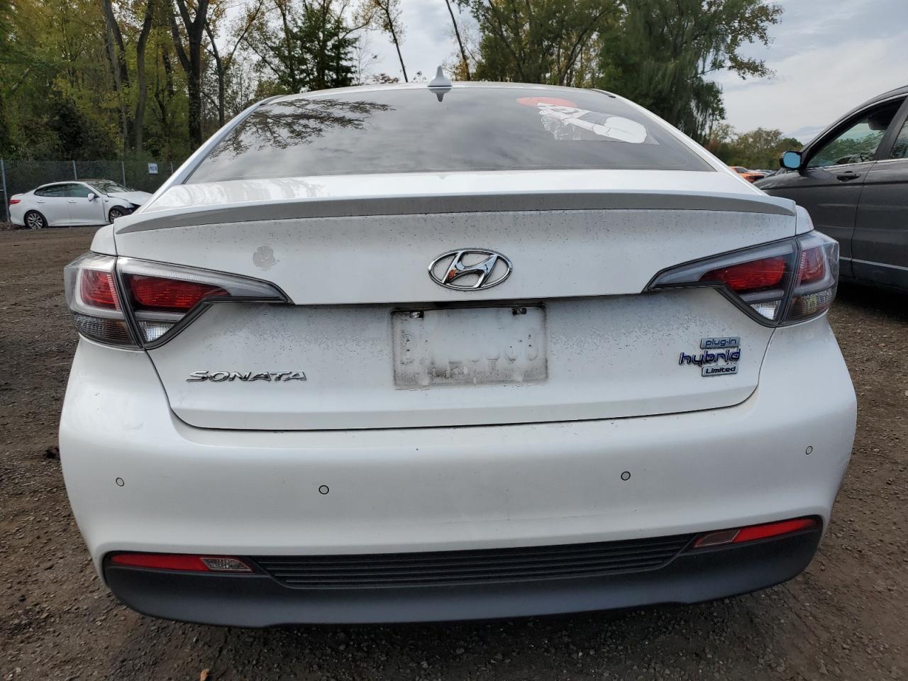 2017 Hyundai Sonata Plug-In Hybrid VIN: KMHE54L27HA060032 Lot: 73407834