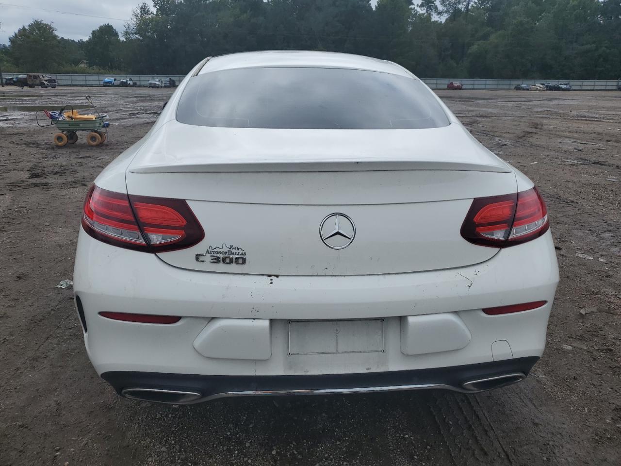 WDDWJ8DBXKF832677 2019 Mercedes-Benz C 300